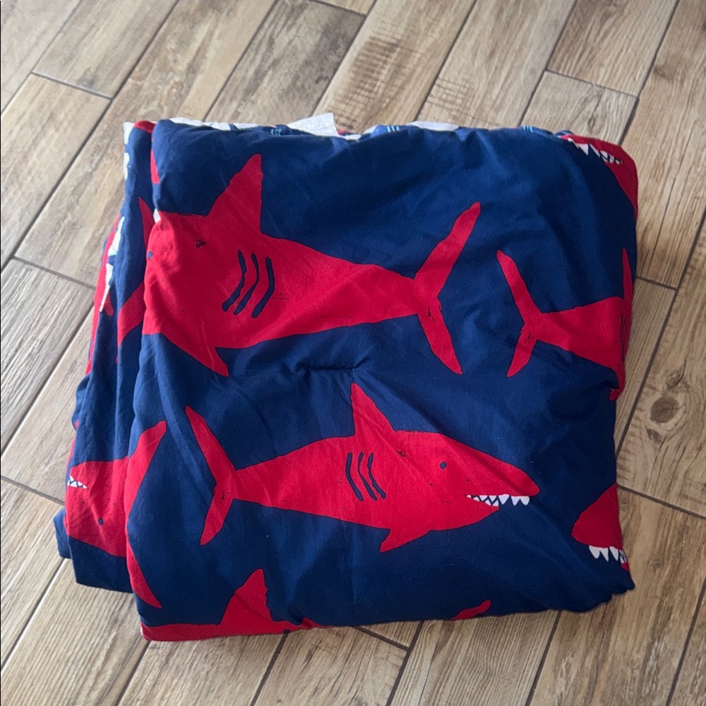 Red and Blue Shark Print Comforter